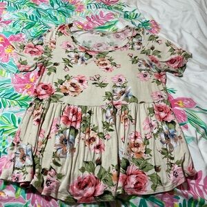 ANDREA FENZI Floral Short Sleeve Top - Cream and Pink